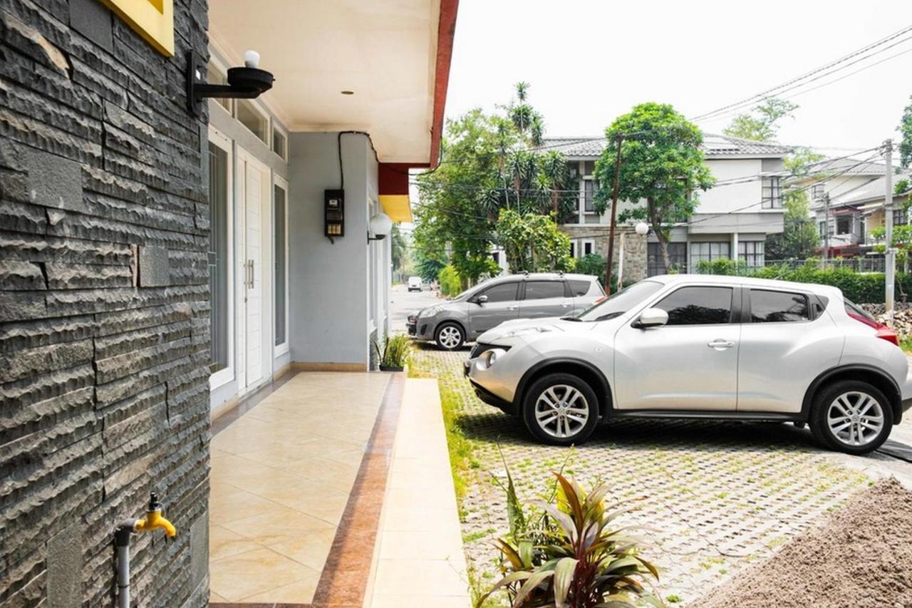 מלון טנגרנג Reddoorz Near Siloam Karawaci 3 מראה חיצוני תמונה