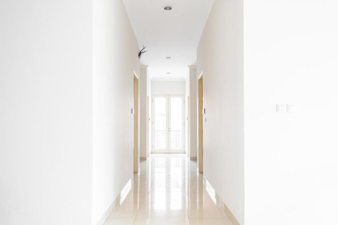 מלון טנגרנג Reddoorz Near Siloam Karawaci 3 מראה חיצוני תמונה